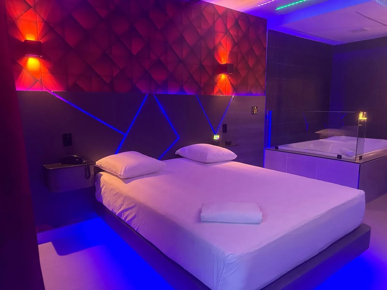 Suite Jacuzzi - Calle 8 Motel